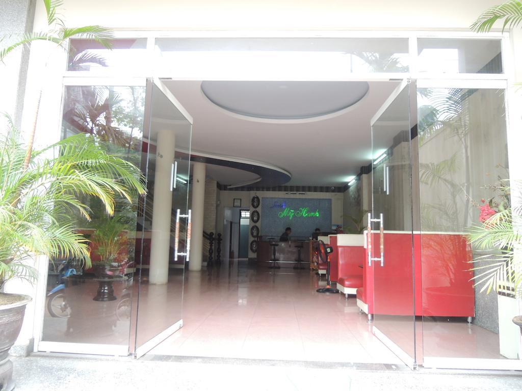 My Hanh Hotel Hue Exterior photo